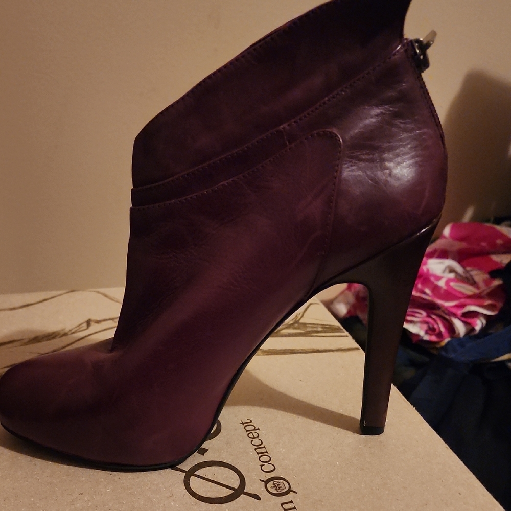 Jessica Simpson Deep Purple Heeled Boots